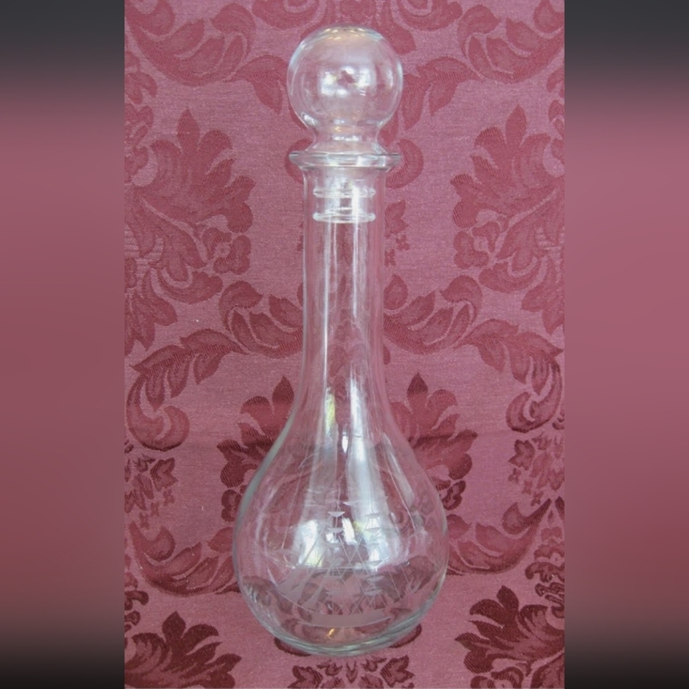 Javit Crystal 10" Clipper Ship Etched Decanter